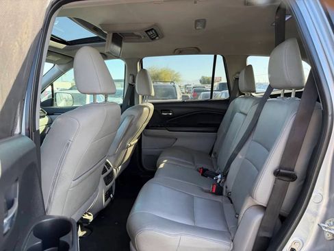 Used 2016 Honda Pilot Touring image 19