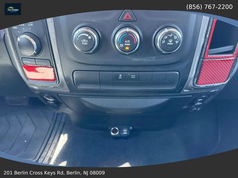 Used 2013 RAM 1500 Express AWD/4WD image 24