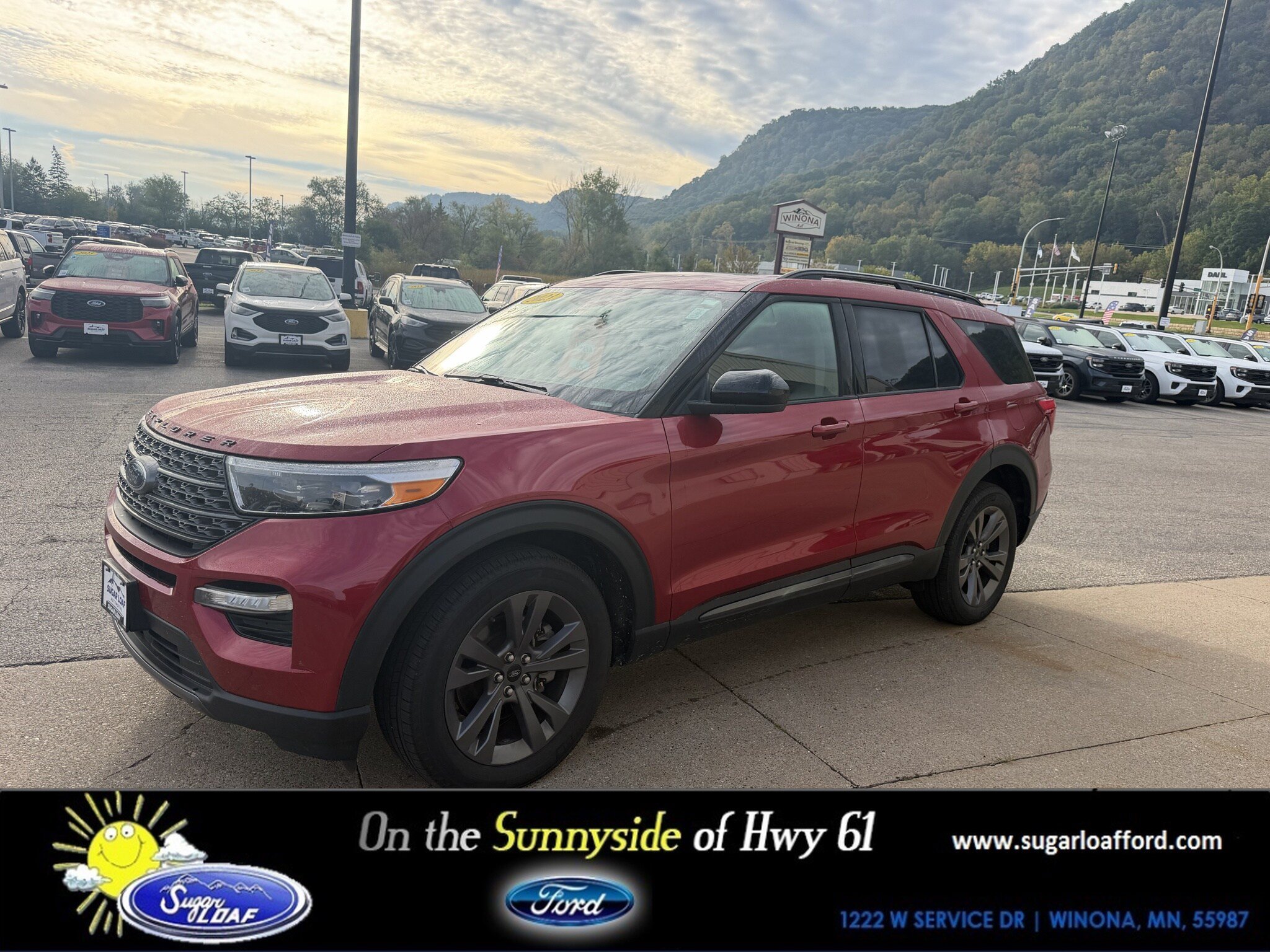 Used 2023 Ford Explorer XLT w/ Equipment Group 202A AWD/4WD image 1