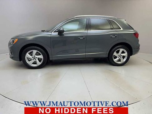 Used 2022 Audi Q3 2.0T Premium image 2