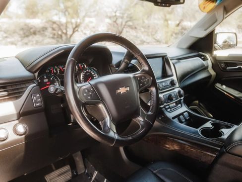 Used 2018 Chevrolet Tahoe LT image 14