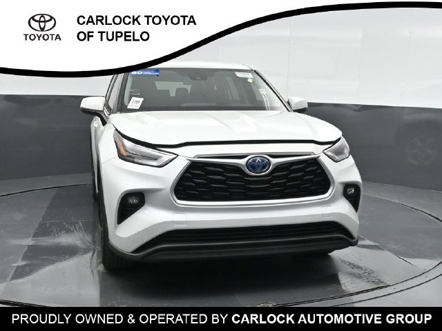 Used 2023 Toyota Highlander LE AWD/4WD image 7