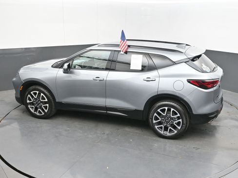 Used 2025 Chevrolet Blazer RS FWD image 36