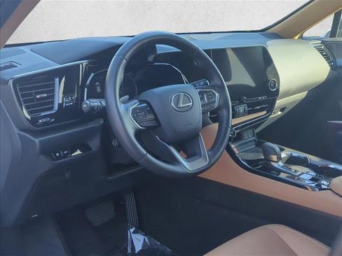 Used 2023 Lexus NX 350 NX 350 Premium image 9