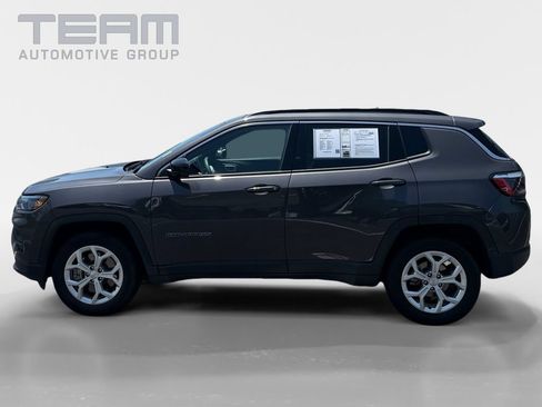 Certified 2024 Jeep Compass Latitude AWD/4WD image 4