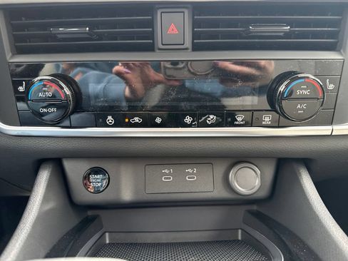 New 2026 Nissan Rogue Dark Armor AWD/4WD image 22