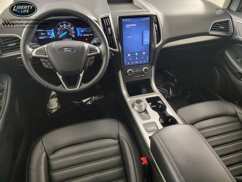 Used 2024 Ford Edge SEL w/ Convenience Package AWD/4WD image 33