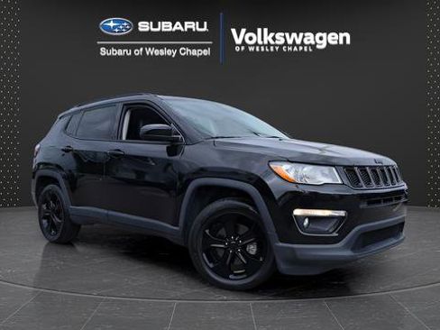 Used 2018 Jeep Compass Latitude w/ Popular Equipment Group FWD image 1