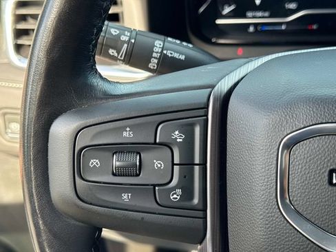 Used 2023 GMC Yukon Denali Ultimate AWD/4WD image 31