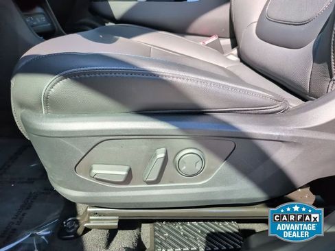 Certified 2025 Hyundai Tucson Limited AWD/4WD image 14