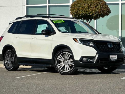 Used 2019 Honda Passport EX-L image 2