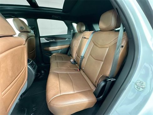 Used 2024 Cadillac XT5 Sportv image 28