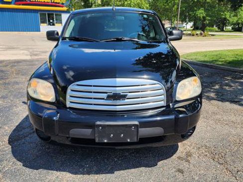 Used 2010 Chevrolet HHR LS FWD image 9