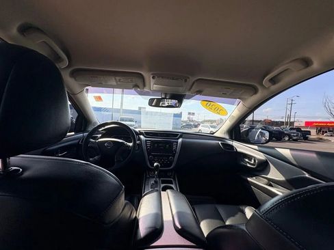 Used 2020 Nissan Murano SL FWD image 12