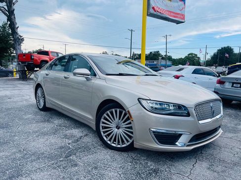 Used 2017 Lincoln MKZ Reserve w/ Luxury Package image 2