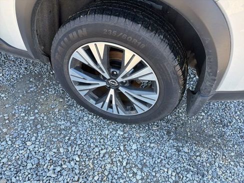 Used 2023 Nissan Rogue SV image 6