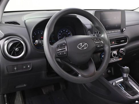 Used 2023 Hyundai Kona SEL w/ Winter Weather Package image 11