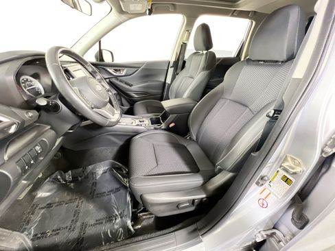 Used 2020 Subaru Forester Premium image 20