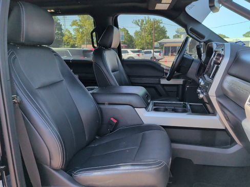 Used 2022 Ford F250 Lariat w/ Tremor Off-Road Package AWD/4WD image 17
