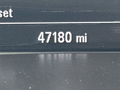 Used 2022 Chevrolet Colorado LT w/ Fleet Safety Package image 26