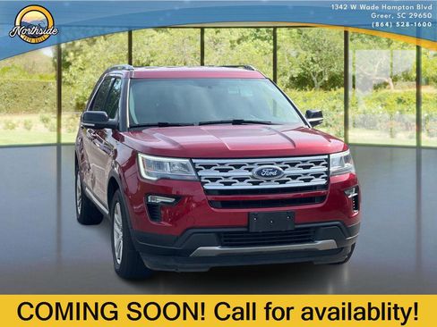 Used 2018 Ford Explorer XLT w/ Equipment Group 201A AWD/4WD image 4