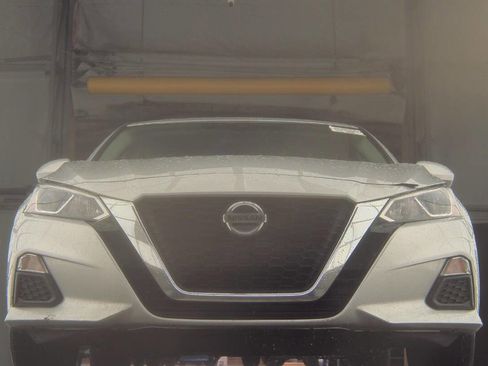 Used 2021 Nissan Altima 2.5 S image 5