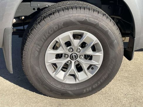 Used 2026 Nissan Frontier S w/ S Utility Package image 7