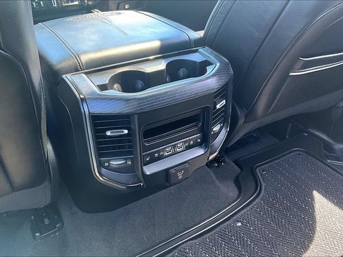 Used 2023 RAM 1500 Limited AWD/4WD image 11