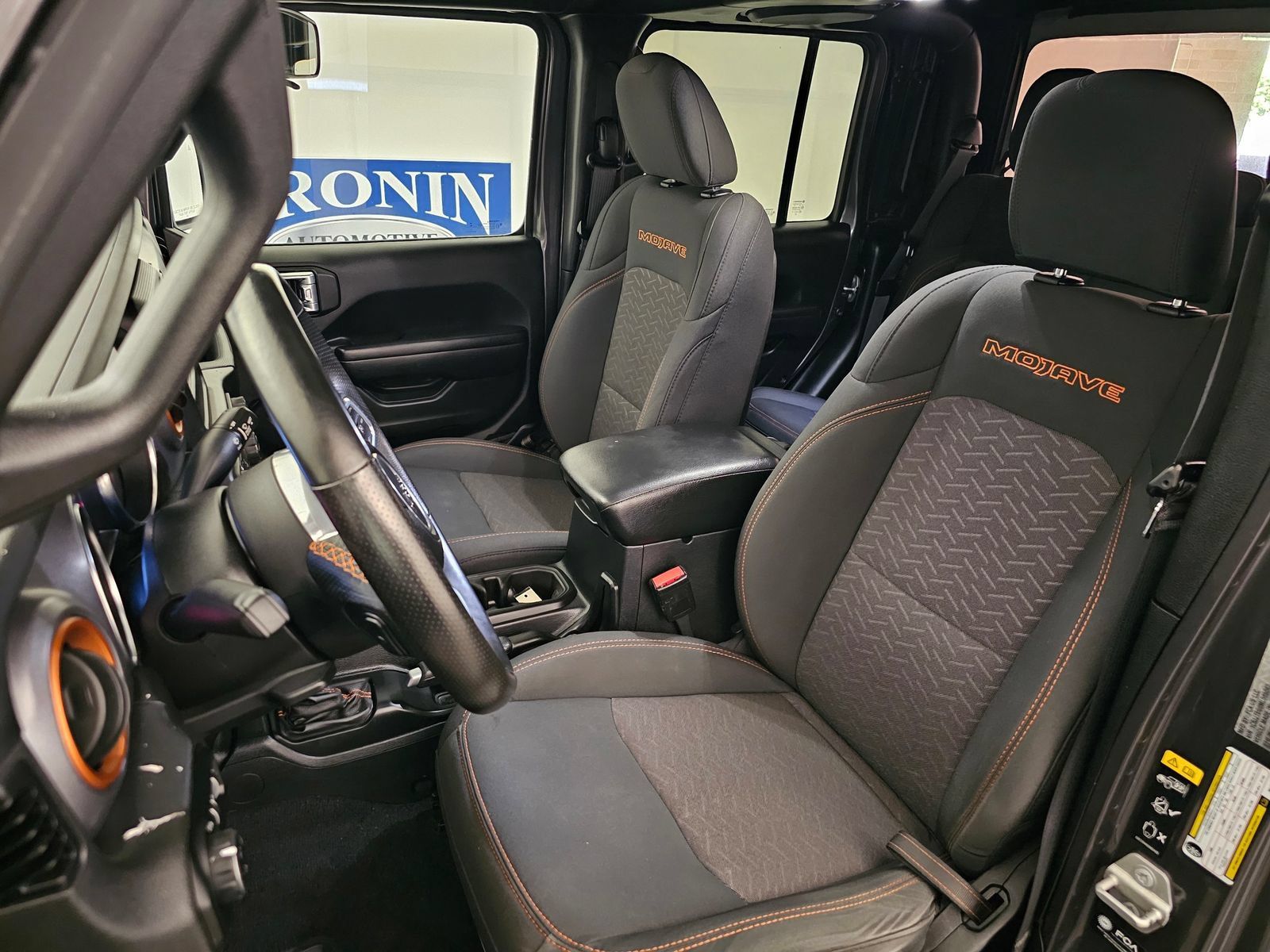 Used 2021 Jeep Gladiator Mojave w/ Safety Group AWD/4WD image 5