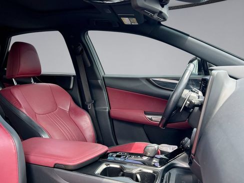 Used 2023 Lexus NX 350h AWD image 9