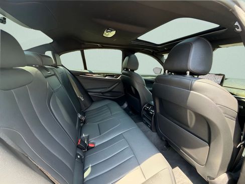 Used 2021 BMW 540i xDrive w/ Convenience Package AWD/4WD image 22