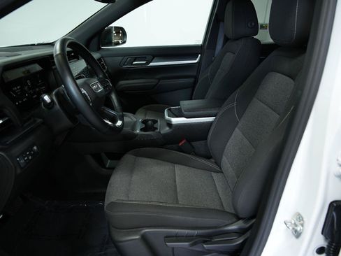 Used 2026 GMC Terrain Elevation AWD/4WD image 32