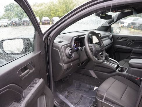 Used 2023 Chevrolet Colorado Trail Boss w/ Advanced Trailering Package AWD/4WD image 15
