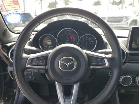 Used 2017 MAZDA MX-5 Miata RF Grand Touring image 14