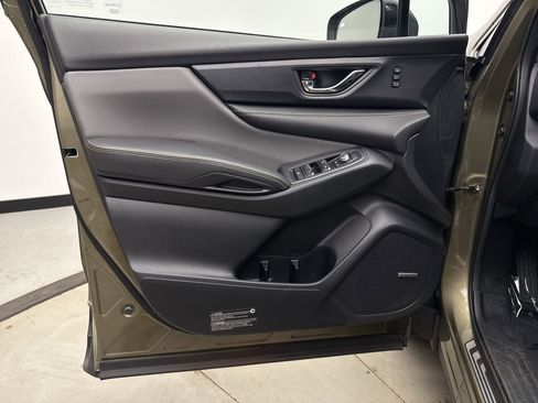 Used 2023 Subaru Ascent Onyx Edition Limited image 9