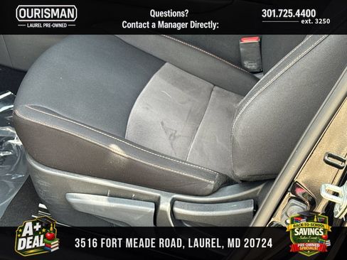 Used 2023 Nissan Sentra SR w/ Midnight Edition Package FWD image 7