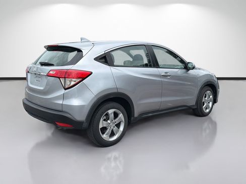 Used 2021 Honda HR-V LX image 3