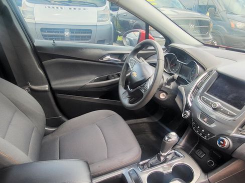 Used 2019 Chevrolet Cruze LS w/ LS Convenience Package FWD image 7