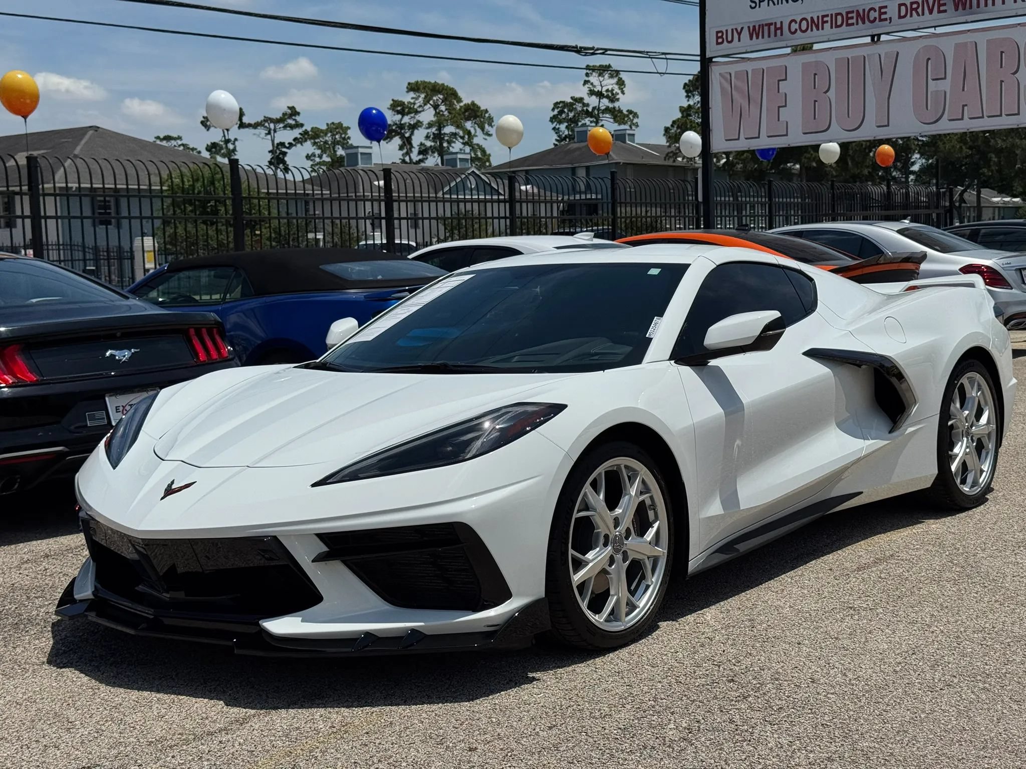 Used 2021 Chevrolet Corvette Stingray Preferred Cpe w/ Engine Appearance Package RWD image 6