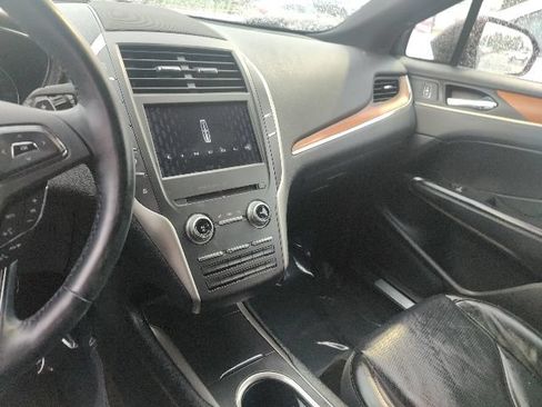 Used 2016 Lincoln MKC Reserve w/ Lincoln MKC Climate Package FWD image 29