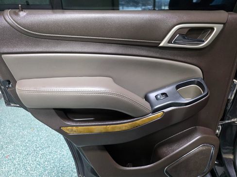 Used 2017 GMC Yukon Denali w/ Open Road Package image 35