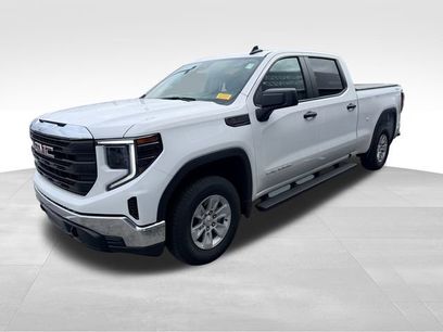 Used 2025 GMC Sierra 1500 Pro w/ Pro Value Package