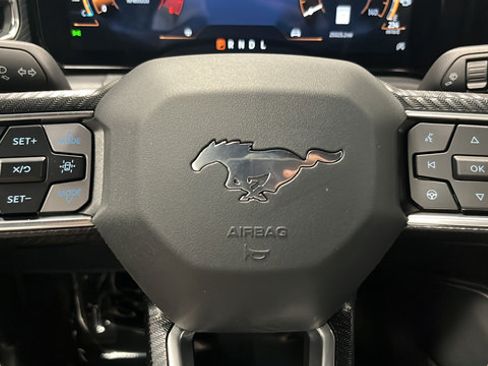 Used 2025 Ford Mustang Premium RWD image 15