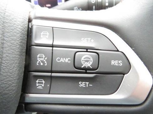 Used 2022 Jeep Compass Limited w/ (RED) Package AWD/4WD image 29