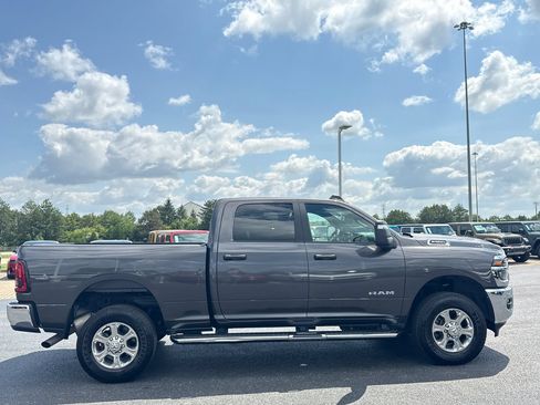 Used 2026 RAM 2500 Big Horn AWD/4WD image 2