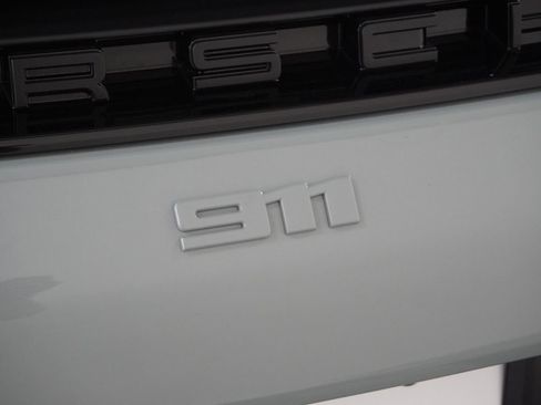 Used 2026 Porsche 911 Carrera GTS RWD image 40
