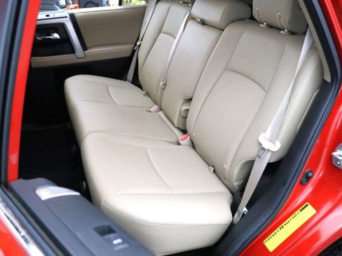 Used 2022 Toyota 4Runner Limited AWD/4WD image 10