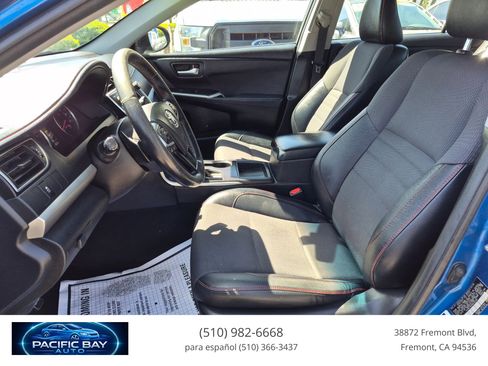 Used 2017 Toyota Camry SE FWD image 11