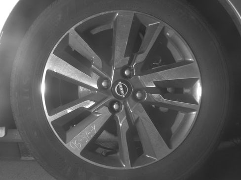 Used 2025 Nissan Versa SV image 13