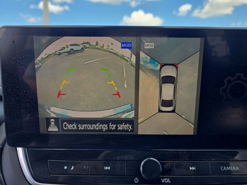 Used 2023 Nissan Altima 2.0 SR image 19